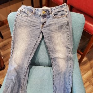 American Eagle Favorite Boyfriend jeans size 8 regular length